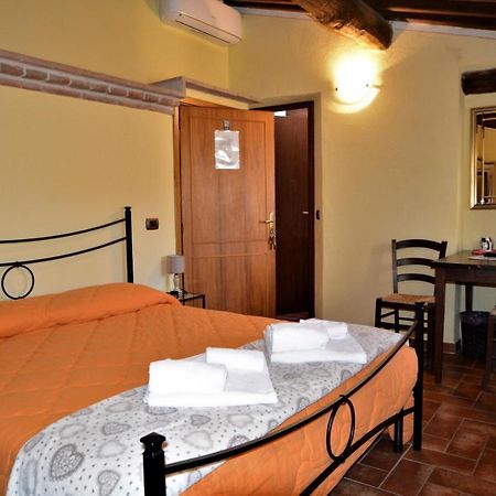 Il Pozzo Di Sant'Andrea Bed & Breakfast Siena Eksteriør bilde
