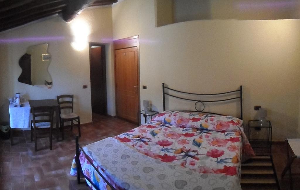Il Pozzo Di Sant'Andrea Bed & Breakfast Siena Eksteriør bilde