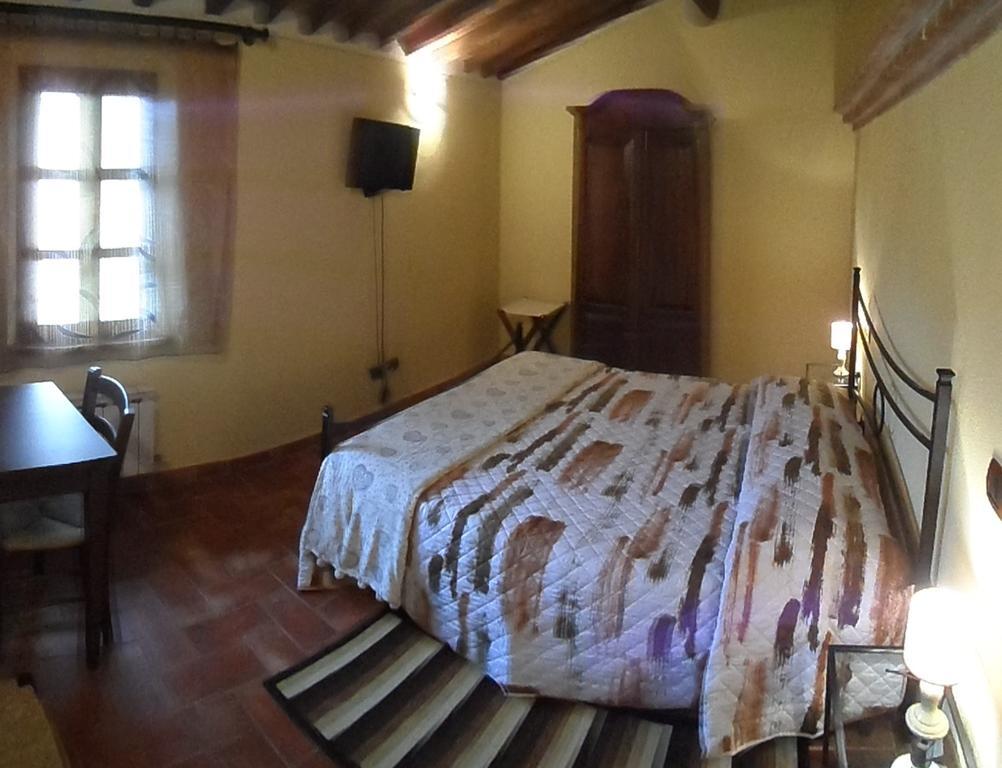 Il Pozzo Di Sant'Andrea Bed & Breakfast Siena Eksteriør bilde