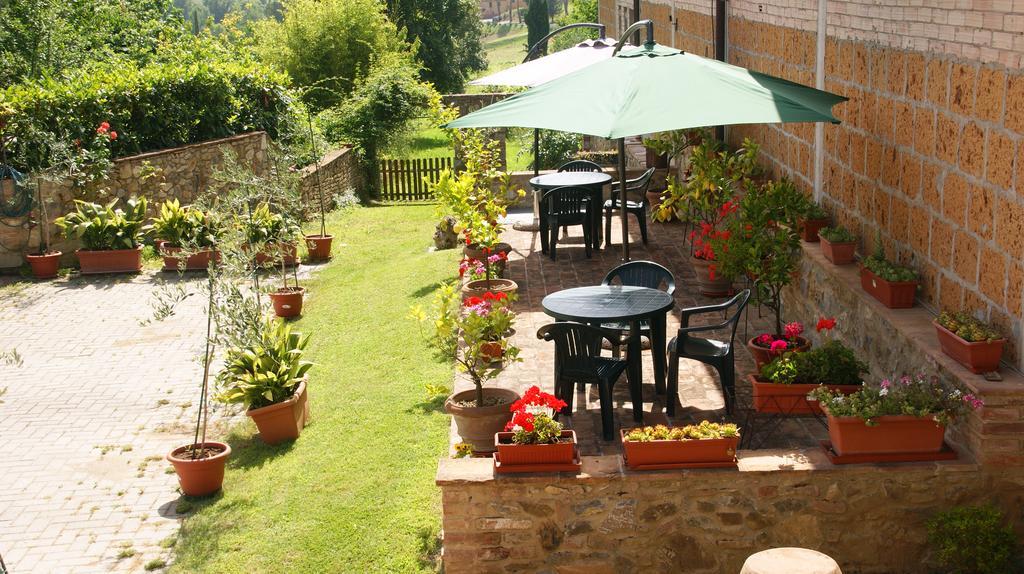 Il Pozzo Di Sant'Andrea Bed & Breakfast Siena Eksteriør bilde