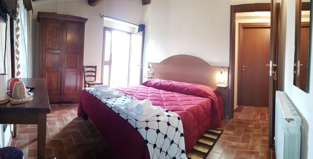 Il Pozzo Di Sant'Andrea Bed & Breakfast Siena Eksteriør bilde